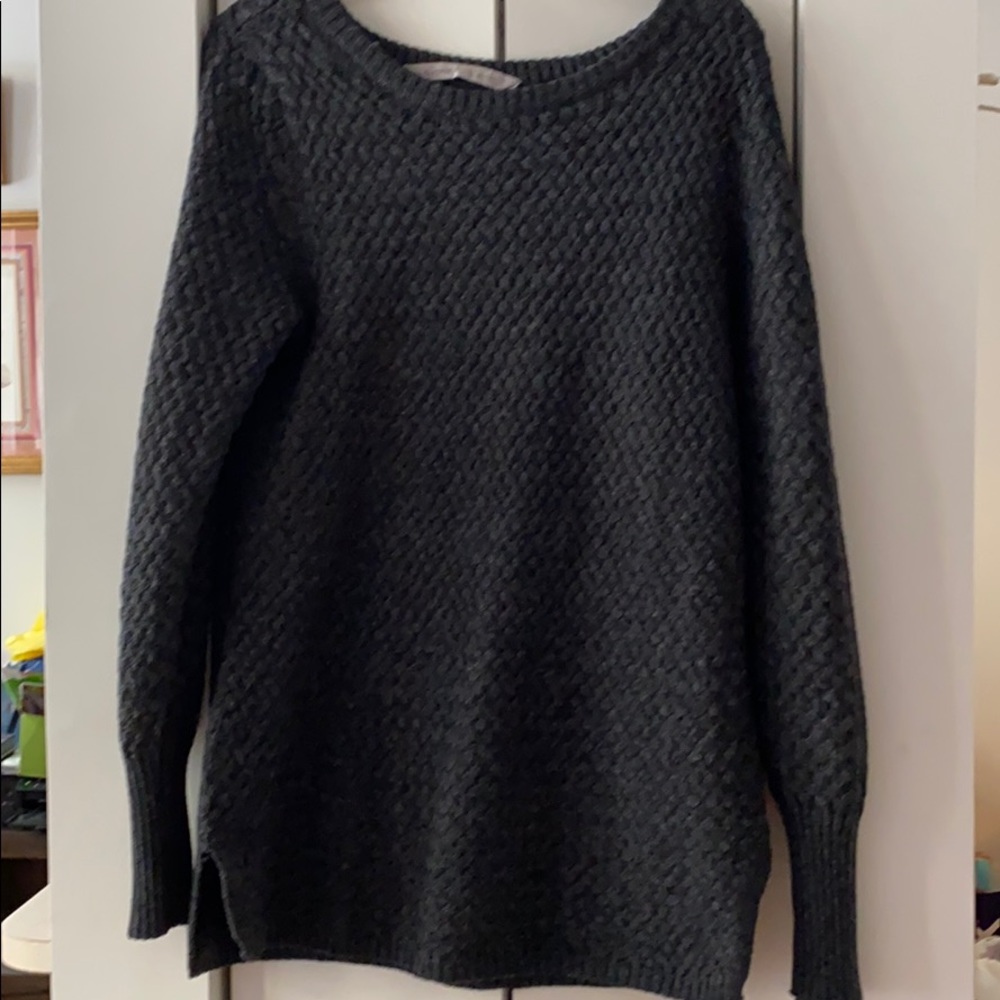 Athleta charcoal gray crew neck sweater